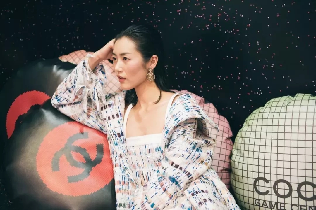 大牌是怎么炼成的？来看看大牌彩妆们不凡的“印象点”5.webp.jpg